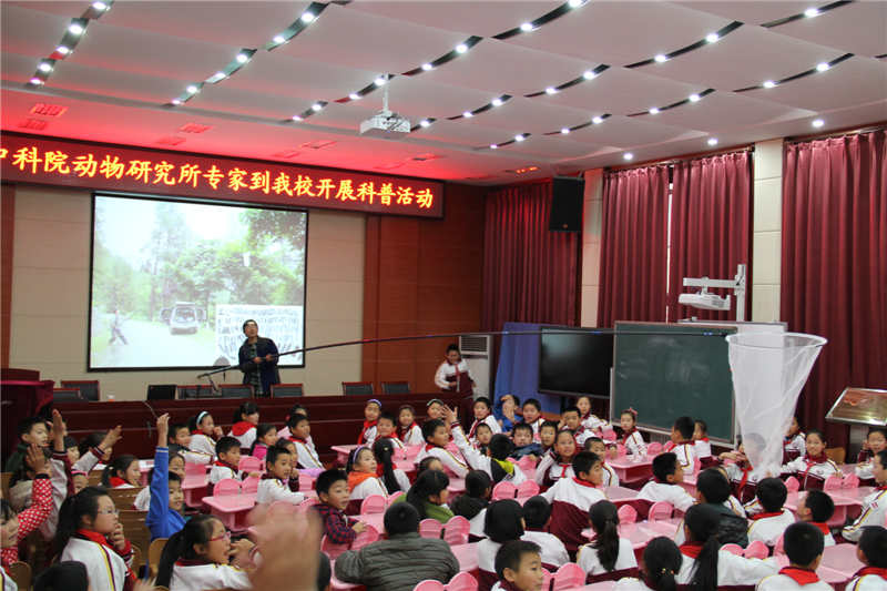 201411 пԺ(dng)о(zhun)ҵУM(jn)пv