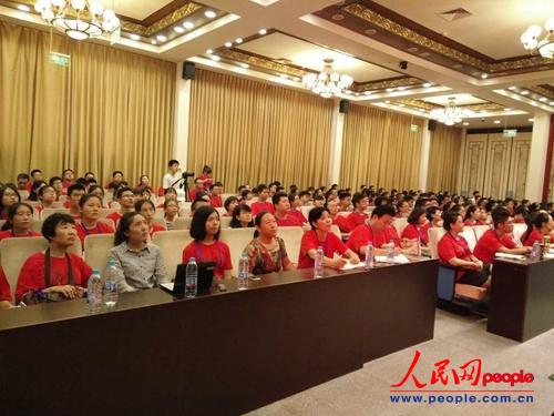 論壇現(xiàn)場(chǎng) 攝影/實(shí)習(xí)生趙佳