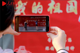 我的祖國(guó)我?jiàn)^斗 我為祖國(guó)獻(xiàn)石油