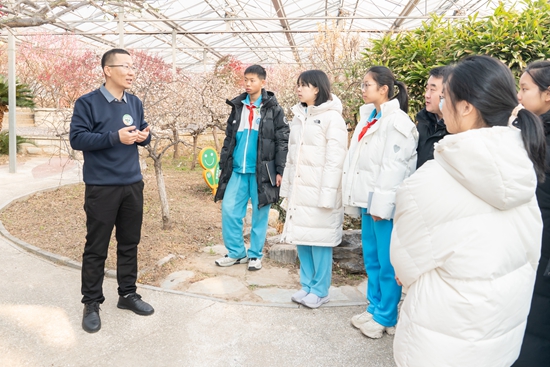 《踏雪尋梅》課程授課現(xiàn)場。北京林業(yè)大學(xué)供圖