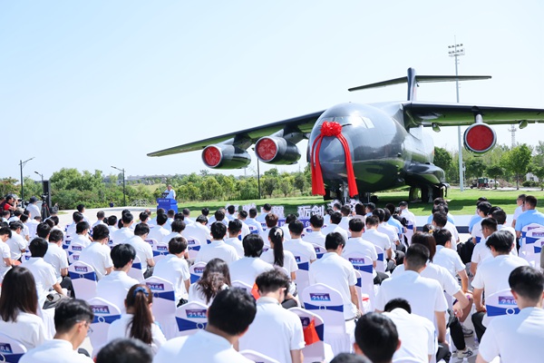 “運(yùn)-20”入駐西北工業(yè)大學(xué)。校方供圖